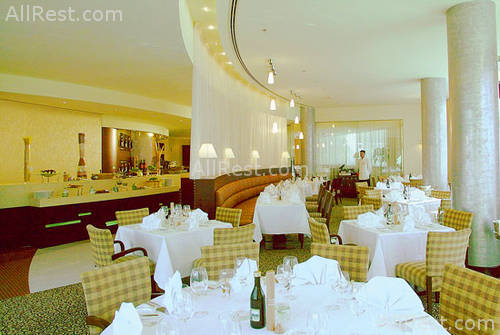 Le Royal Meridien Abu Dhabi 28
